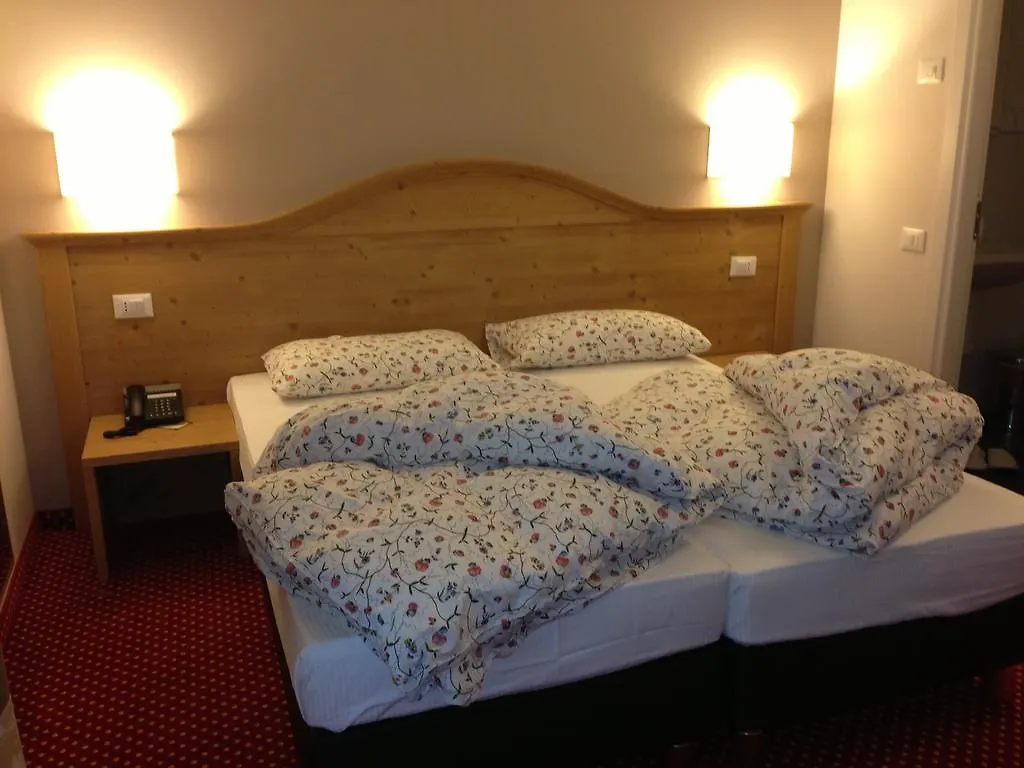 Hotel Adler Foppolo